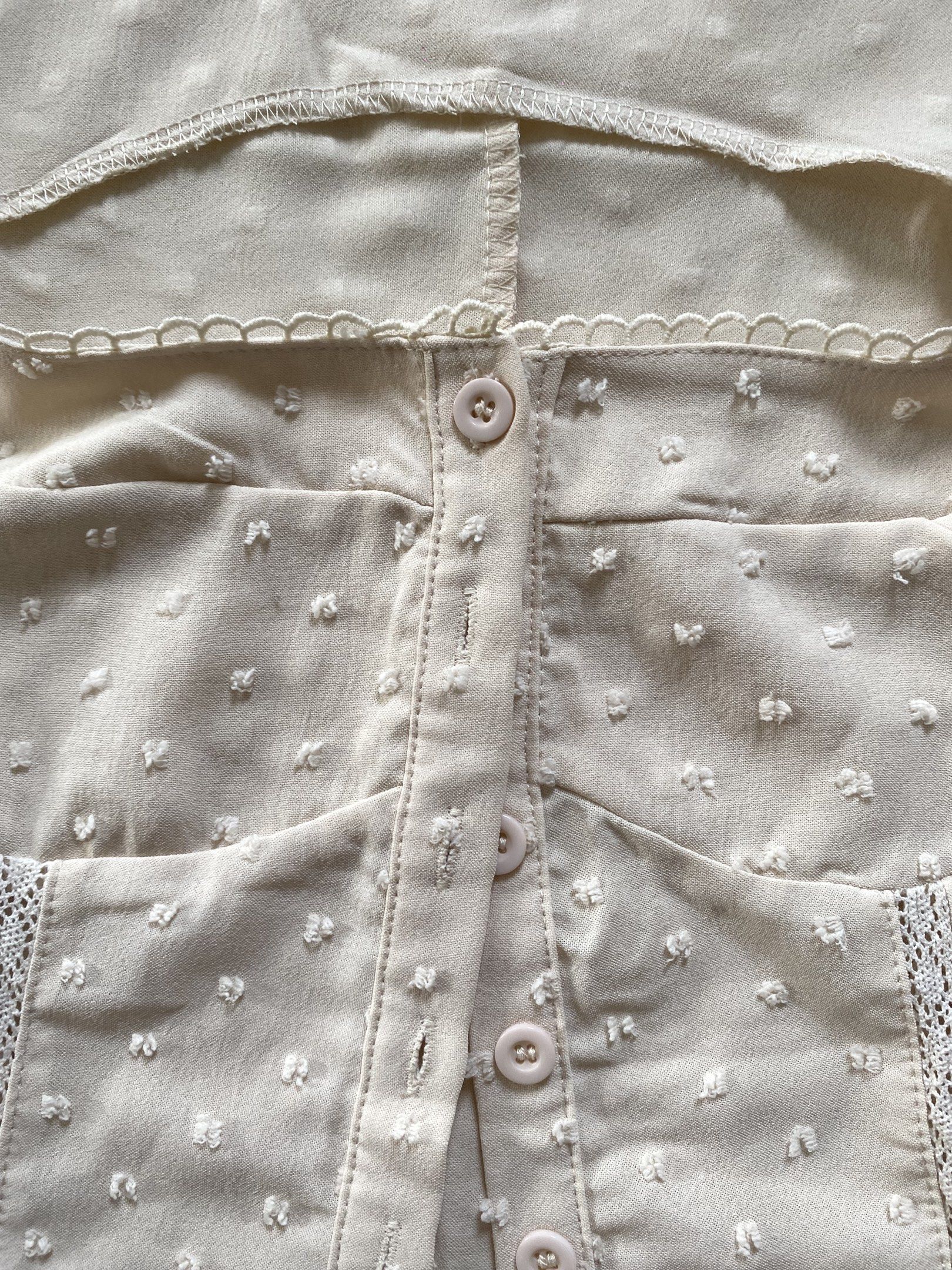 Cream Button-Up Sleeveless Top (Category: Sleeveless) located in Valenzuela. Submitted by mikaaaami (Listing ID 1420795961, Image 2). Description: ☆ Super cute and very coquette!!!! ☆ Used only once ☆ Size S but fits XS-M ☆ No flaws.