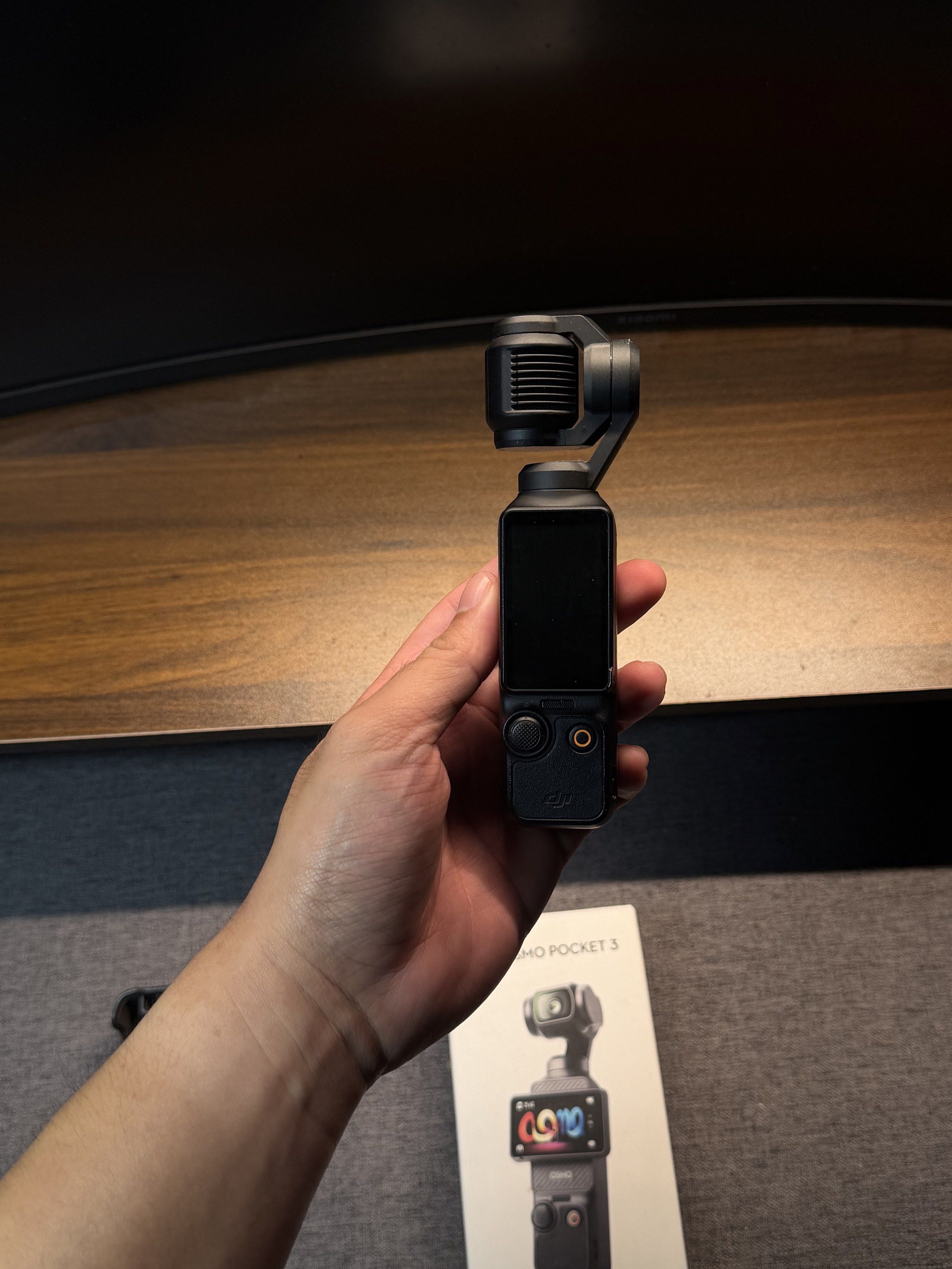 DJI Osmo Pocket 3 (Category: Cameras) located in Bacolod City. Submitted by BWMCAROUSEL (Listing ID 1420838968, Image 3). Description: DJI OSMO POCKET 3 w/ ND filter & Black Pro Mist No issue.