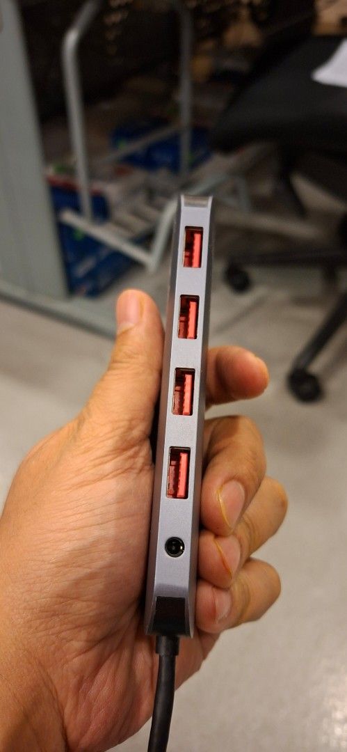 Essager USB-C Hub with Multiple Ports405985869557278722