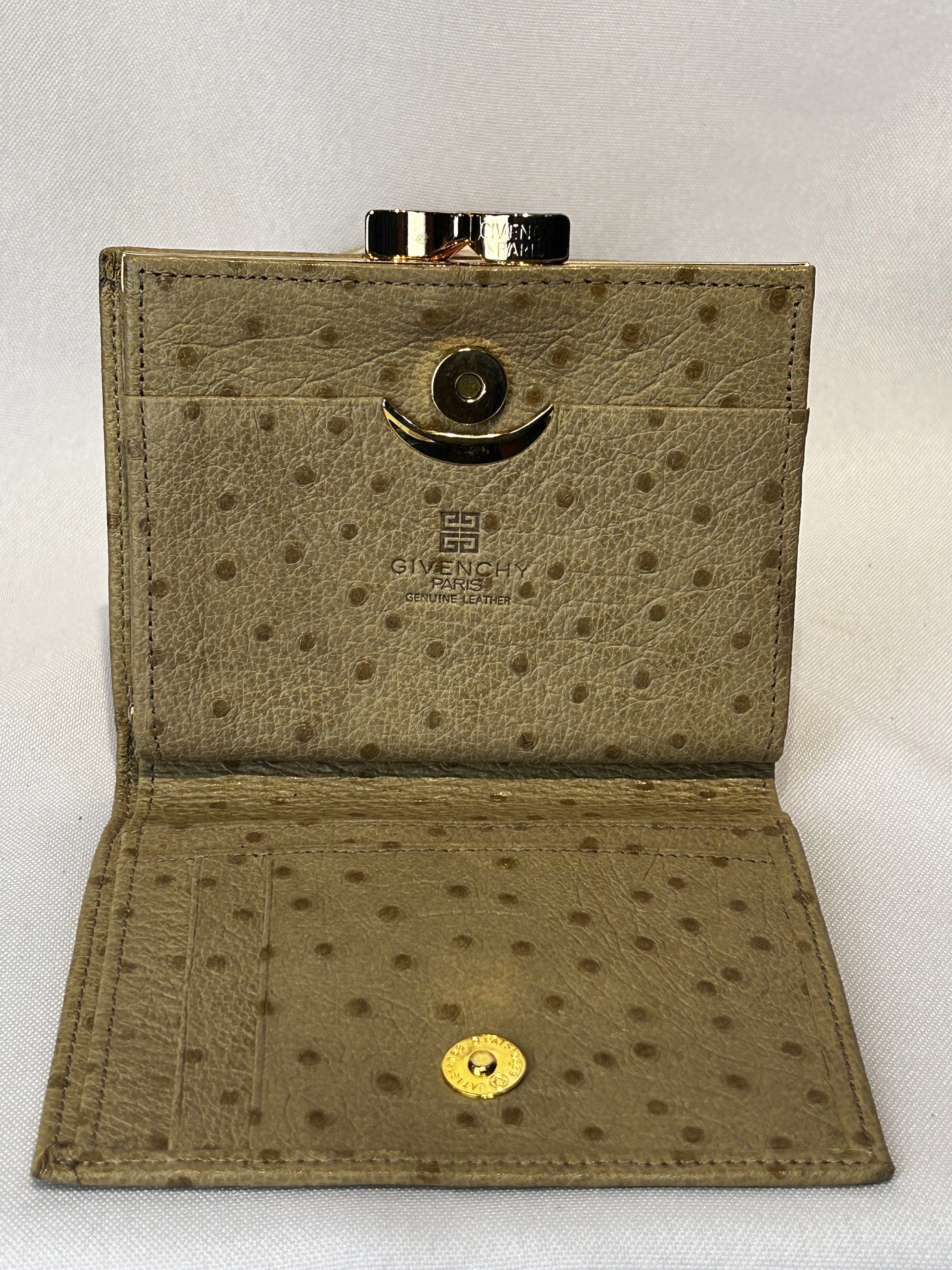 GIVENCHY. EXOTIC OSTRICH LEATHER WALLET (Category: Luxury Bags & Wallets) located in Manila. Submitted by originalvintagebagph (Listing ID 1420906072, Image 2). Description: In exotic ostrich genuine leather! Wallet looks really nice! Issue paper bills and coin slot has powderized magagamit ng maayos! Its given kase vintage ang item! At maganda pa outside. Pls check the photos all details is clear no filter Hey there! Check out this awesome [gucc