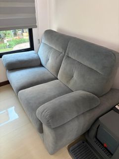 (Category: ) located in . Submitted by moi_uber_attic (Listing ID 1420933404, Image 1). Description: .