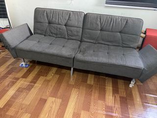 (Category: ) located in . Submitted by merahh10 (Listing ID 1420853675, Image 1). Description: .
