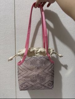 (Category: ) located in . Submitted by kateshops (Listing ID 1420928680, Image 1). Description: .