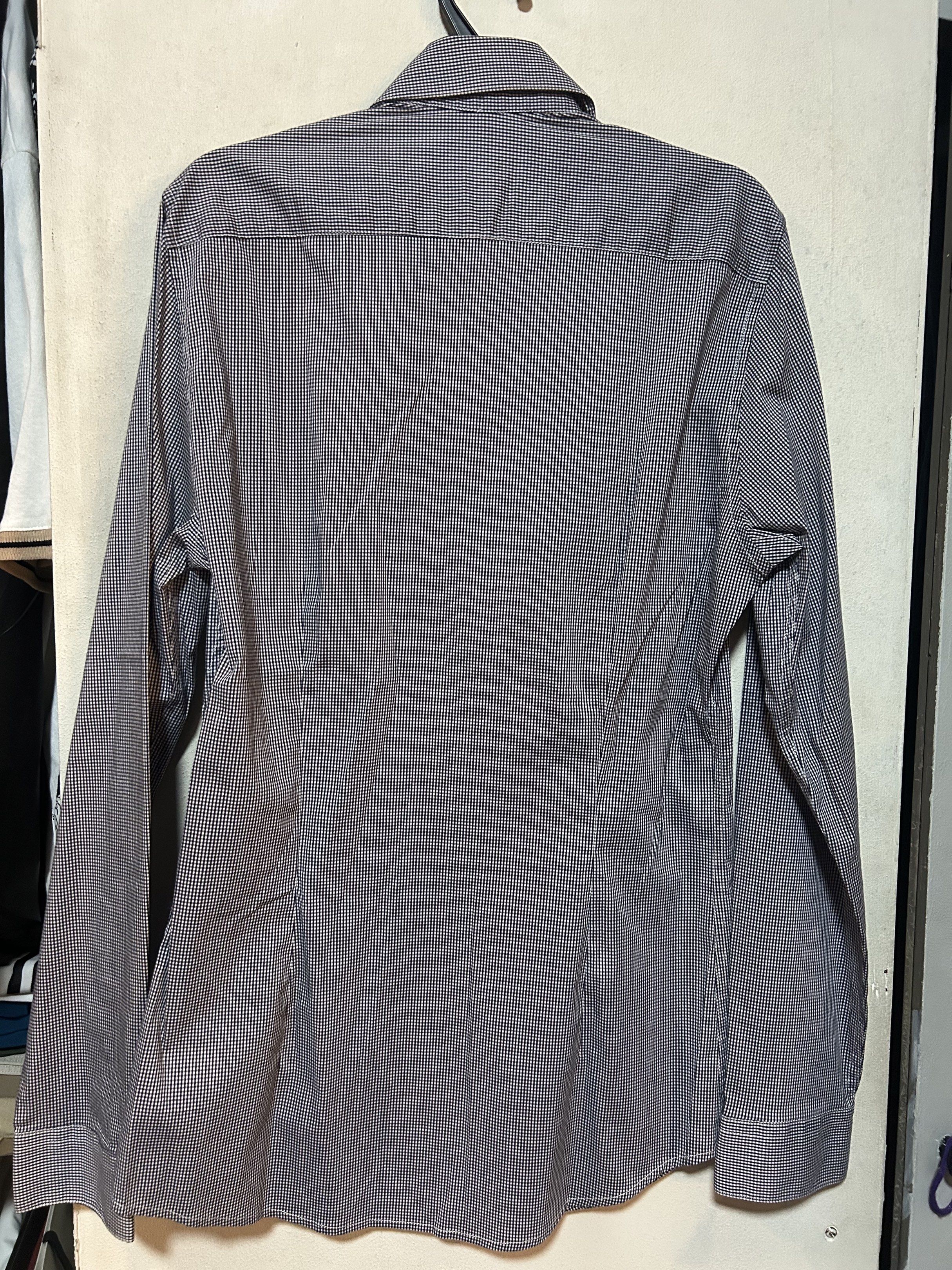H&M Long Sleeves Formal Shirt (Category: Formal Shirts) located in Manila. Submitted by popluxeph_ (Listing ID 1420895003, Image 2). Description: .