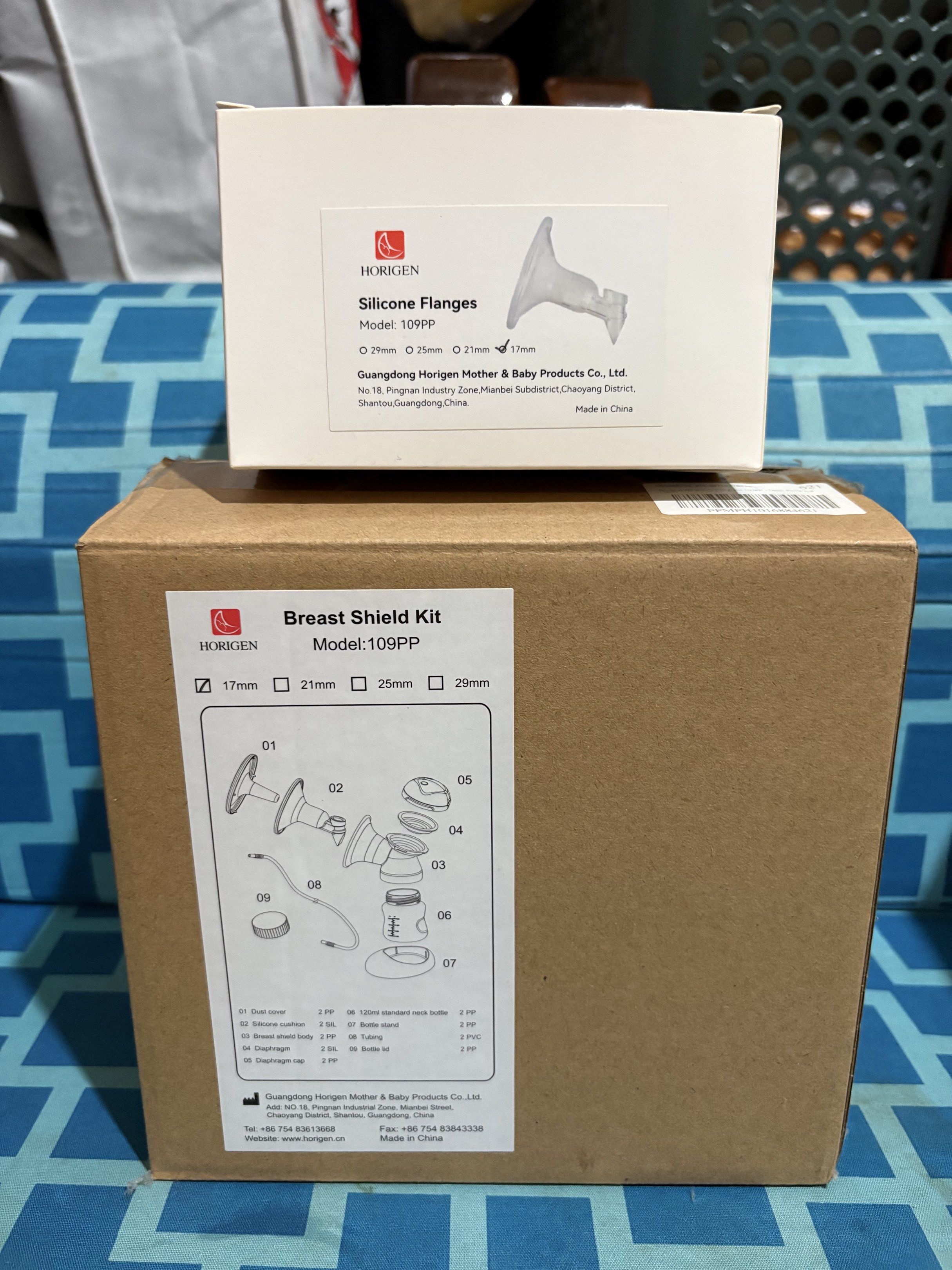 Horigen Breast Shield Kit Model 109PP (Category: Breastfeeding & Bottle Feeding) located in Cavite. Submitted by teamaustriashop (Listing ID 1420885495, Image 3). Description: Location: Noveleta Cavite MOP: Gcash / Bank transfer Shipping c/o buyer lalamove / LBC RFS: baby is on direct latch Bought Oct 23, 2023 Used only for 6x then stored Inclusions all in the picture.