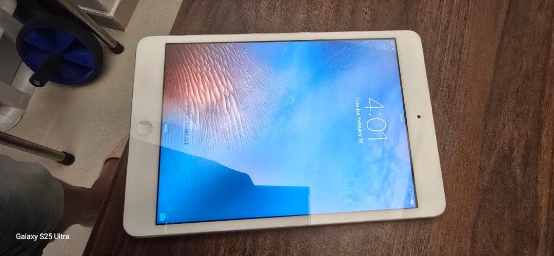 Ipda mini （分類：平板電腦 - iPad）位於 Hong Kong。 由 dhatek 提交（商品編號 1420846962，圖片 1）。簡介： 16 gb。