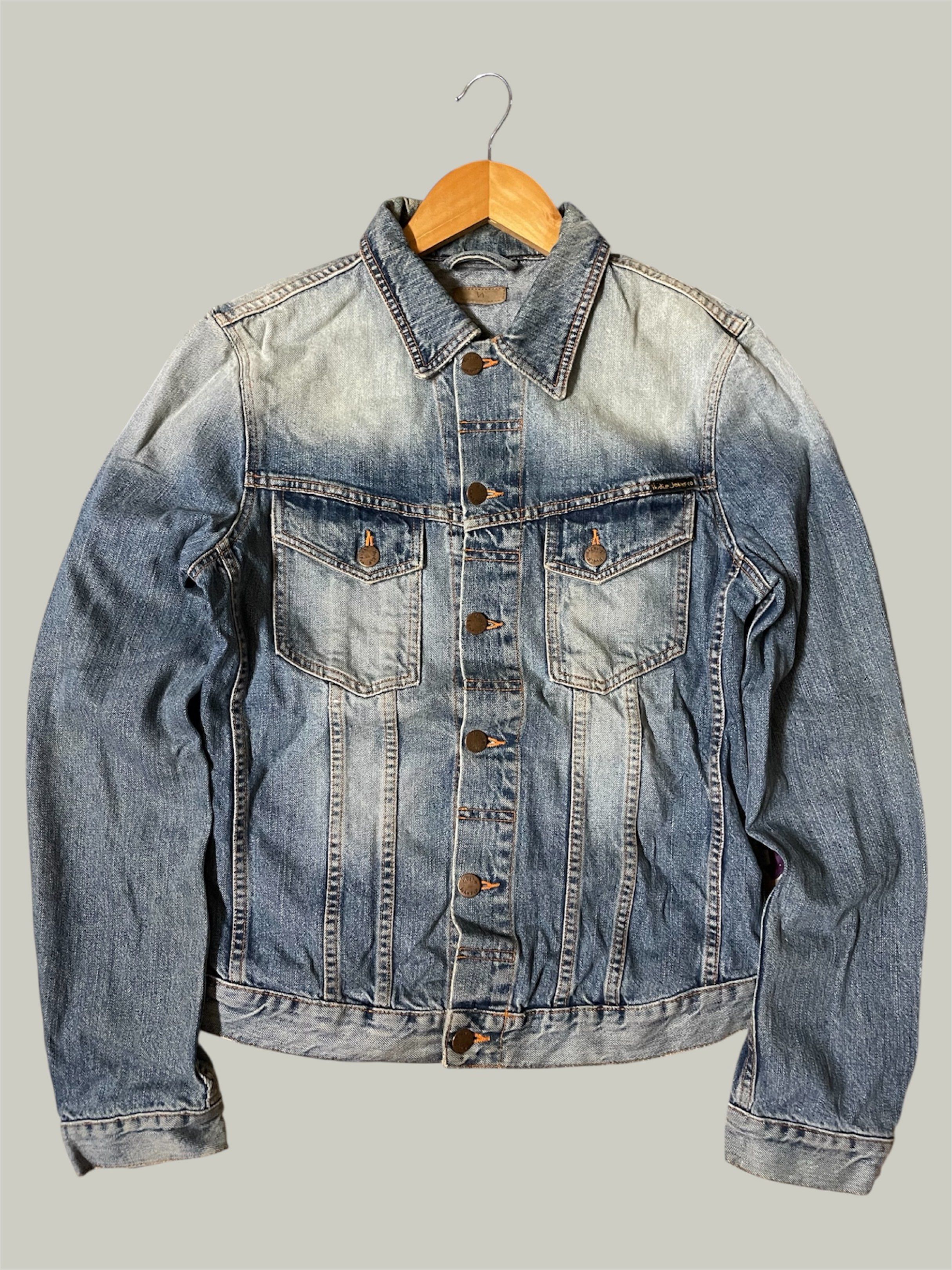 Jacket nudie (Category: Coats, Jackets and Outerwear) located in Kota Kinabalu. Submitted by Arabellalans (Listing ID 1420790621, Image 1). Description: FOR SALE JACKET NUDIE SIZE S PIT 18 LABUH 24 CONDITION 9/10 BERMINAT PM.