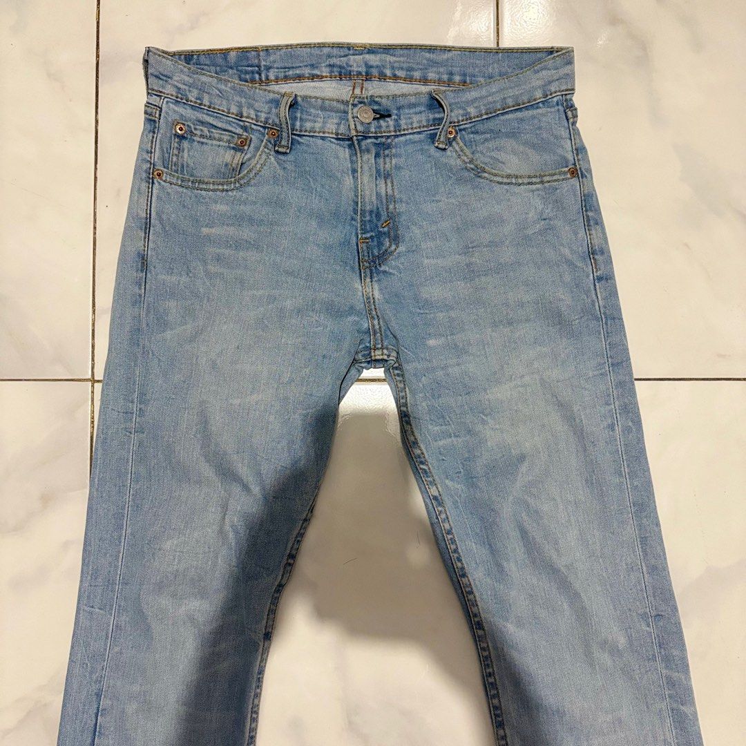 LEVI’S DENIM JEANS(LIGHT WASH) (Category: Jeans) located in Imus. Submitted by vinsthrift1997 (Listing ID 1420891424, Image 2). Description: SIZE 30 Complete tag No issue No stain or anything 10/10 COLOR RATE BOUGHT FROM JAPAN.