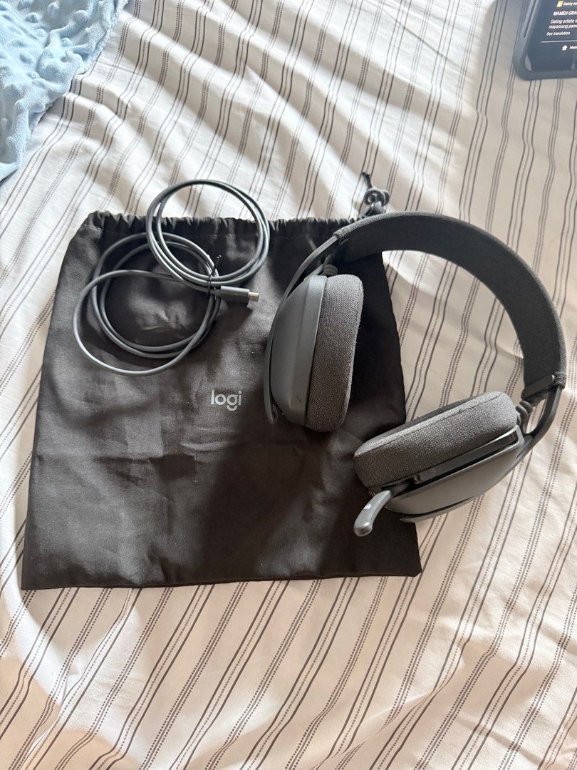 Logitech Zone Vibe 100 (Category: Headphones & Headsets) located in San Mateo. Submitted by michelleocruz (Listing ID 1420784821, Image 2). Description: Hindi na nagagamit. Need to buy new one.