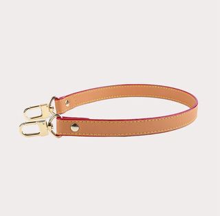 (Category: ) located in . Submitted by buysellcloset (Listing ID 1420904340, Image 1). Description: .
