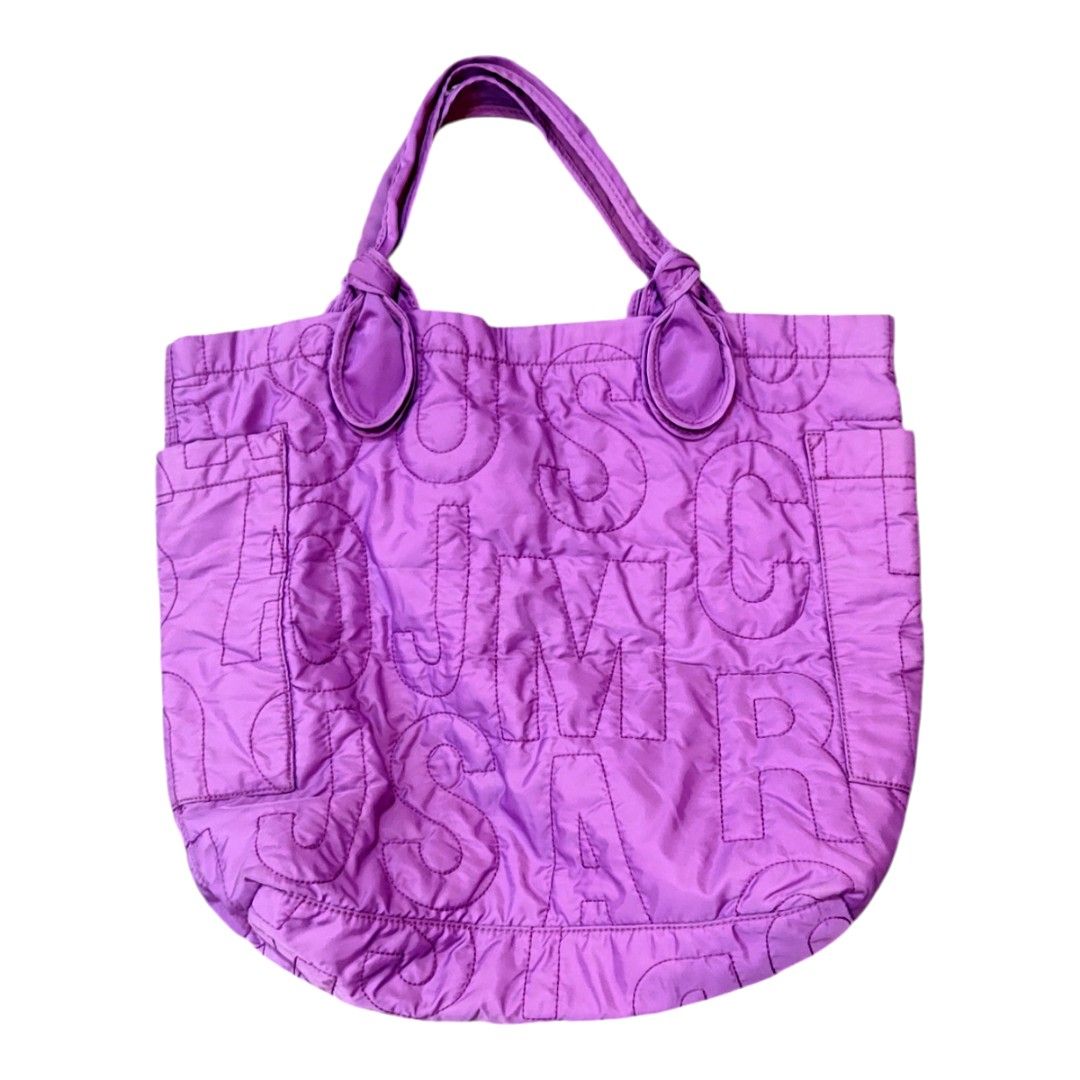 Marc Jacobs Tote bag Big Size (authentic) (Category: Luxury Bags & Wallets) located in Cebu City. Submitted by westleygics18 (Listing ID 1420806457, Image 2). Description: - Authentic Marc Jacobs Tote bag Big Size (authentic) - Quilted design with stitched brand name - Double handles with knotted details - Two side pockets - Spacious interior with zip pocket Excellent Condition Dm .