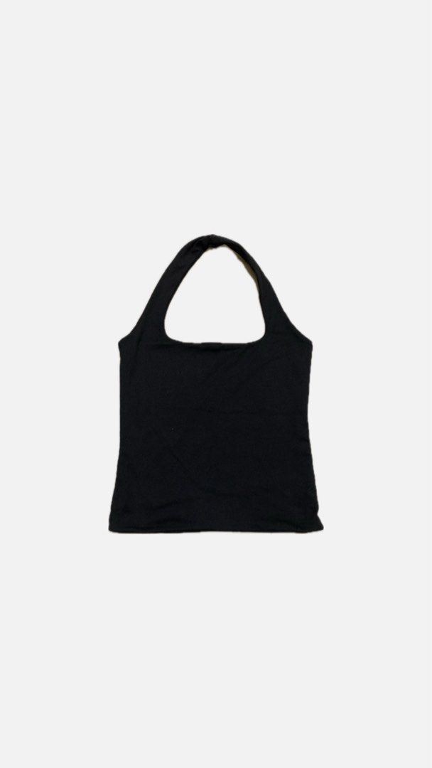 Mera Black Tank Top (Category: Sleeveless) located in Dasmarinas. Submitted by _decluttercorner (Listing ID 1420797237, Image 1). Description: .
