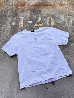 (Category: ) located in . Submitted by hdcpreloved (Listing ID 1420898156, Image 1). Description: .