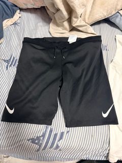 (Category: ) located in . Submitted by awesomeone (Listing ID 1420934301, Image 1). Description: .