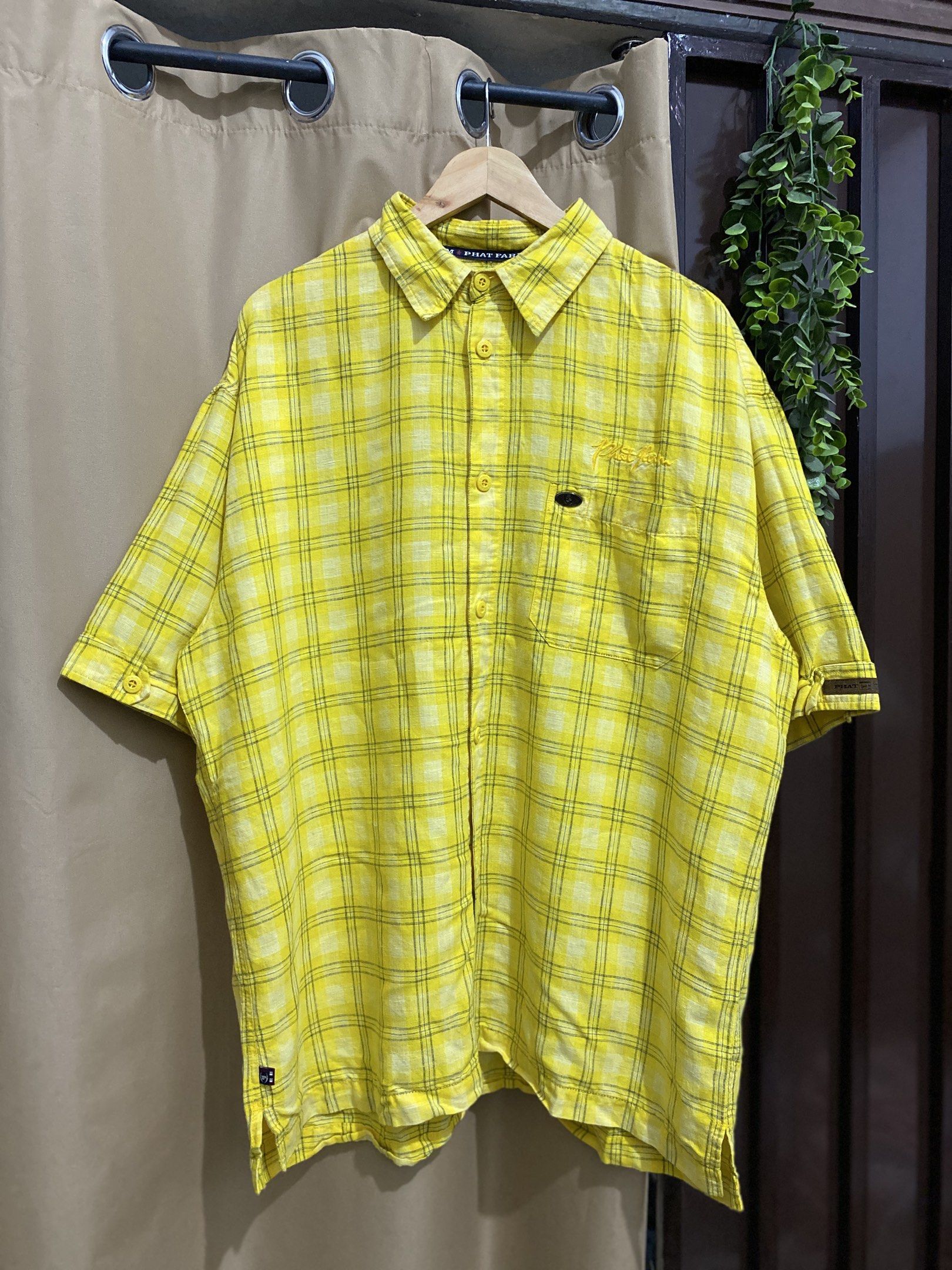Phat Farm Gangsta Polo (Category: Tshirts & Polo Shirts ) located in Cabanatuan. Submitted by jamaicac (Listing ID 1420903657, Image 1). Description: 24/31 size XL.