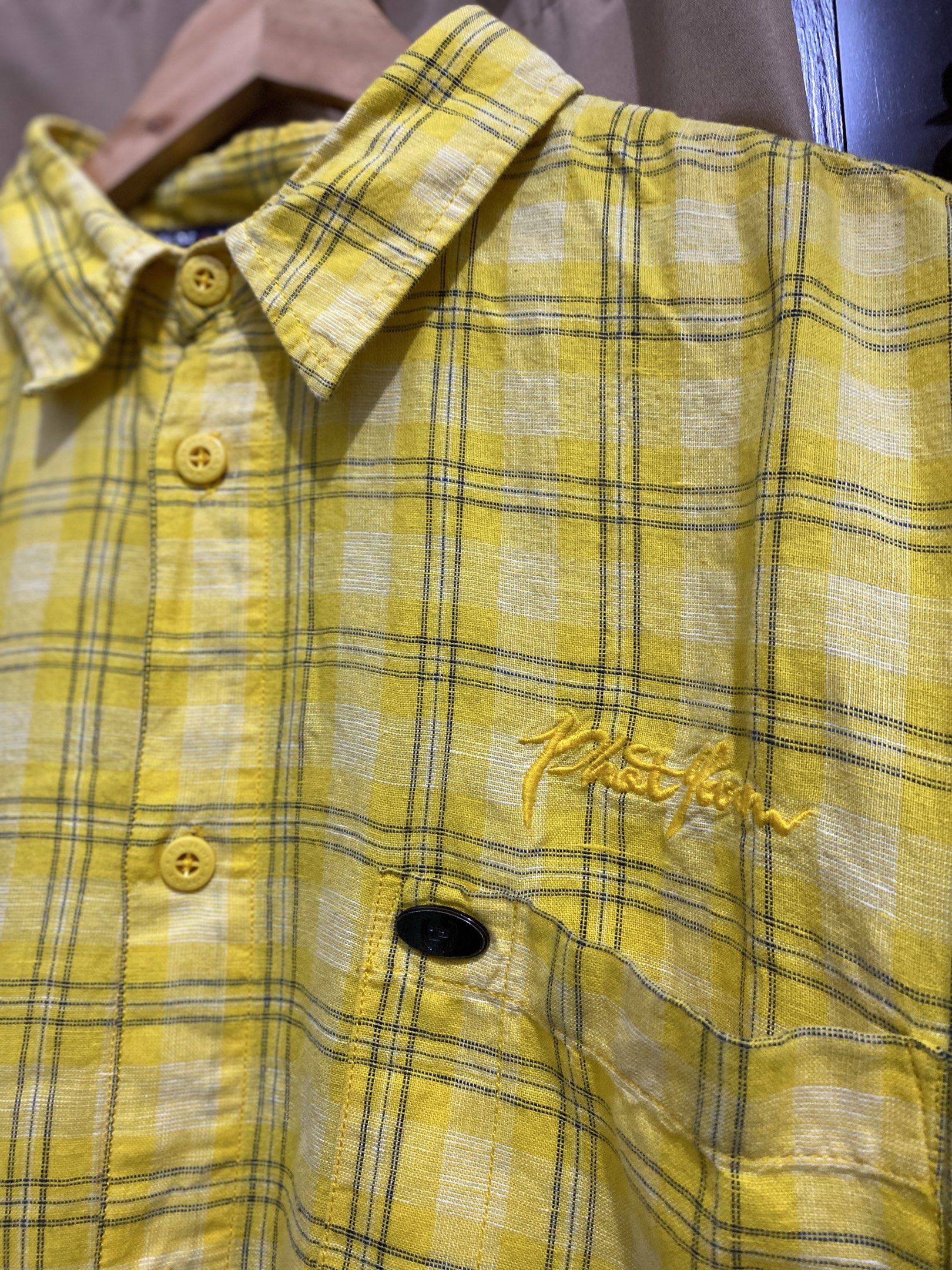 Phat Farm Gangsta Polo (Category: Tshirts & Polo Shirts ) located in Cabanatuan. Submitted by jamaicac (Listing ID 1420903657, Image 3). Description: 24/31 size XL.