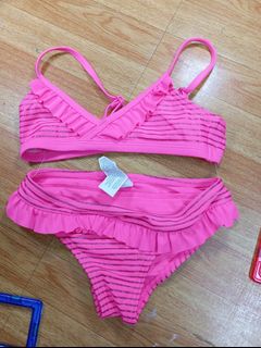 (Category: ) located in . Submitted by SummersClozet (Listing ID 1420868200, Image 1). Description: .