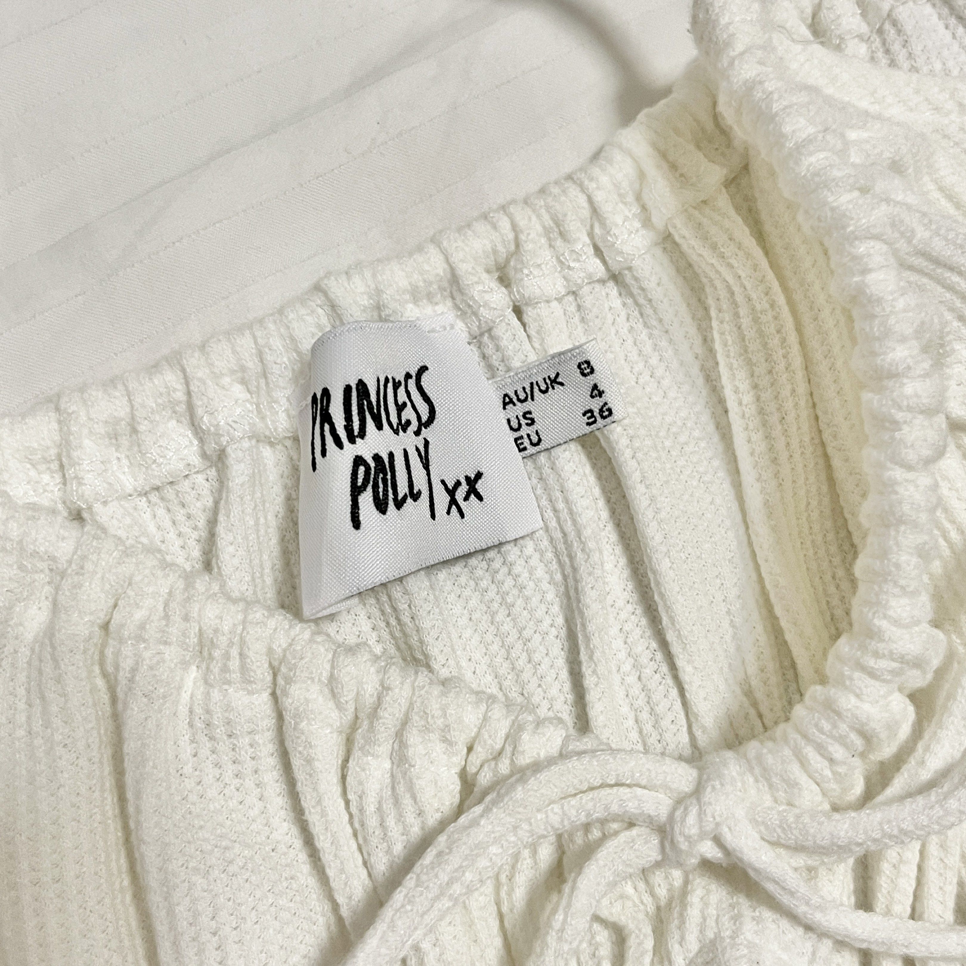 Princess Polly White Mini Dress (Category: Dresses) located in Las Pinas. Submitted by thevallerys (Listing ID 1420917541, Image 3). Description: Size XS.