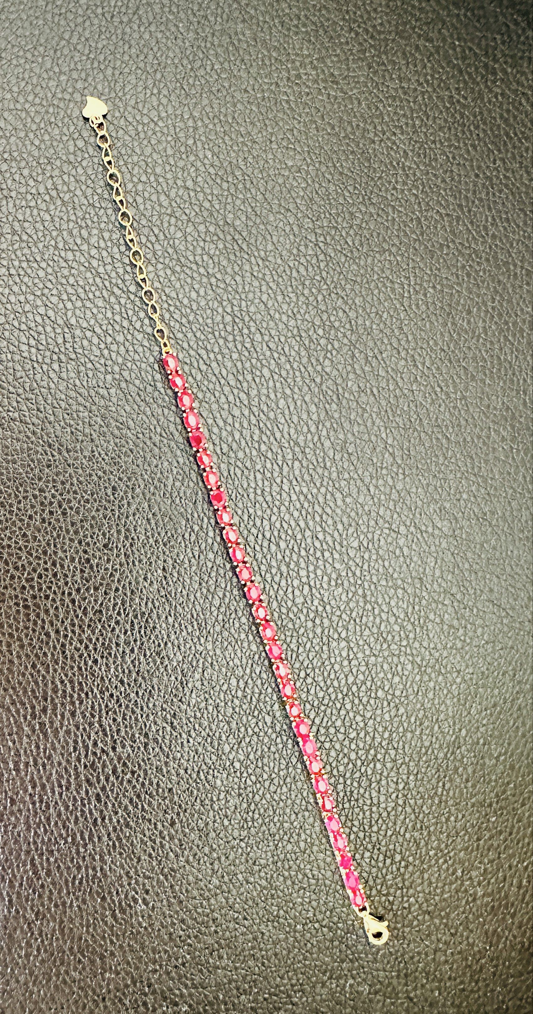 Ruby bracelet (Category: Bracelets) located in Singapore. Submitted by fedorafan (Listing ID 1420900995, Image 1). Description: Natural ruby bracelet S925 silver accessories .