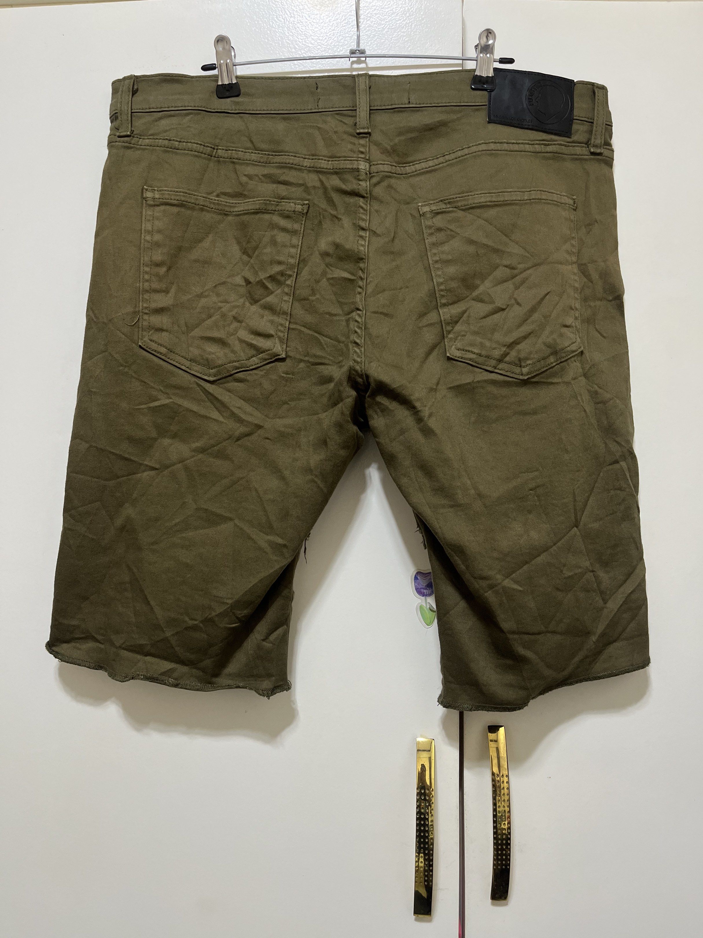 Rustic Dime Ripped Jorts (Category: Shorts) located in Pasig City. Submitted by denjangeles (Listing ID 1420822621, Image 3). Description: Size 32.
