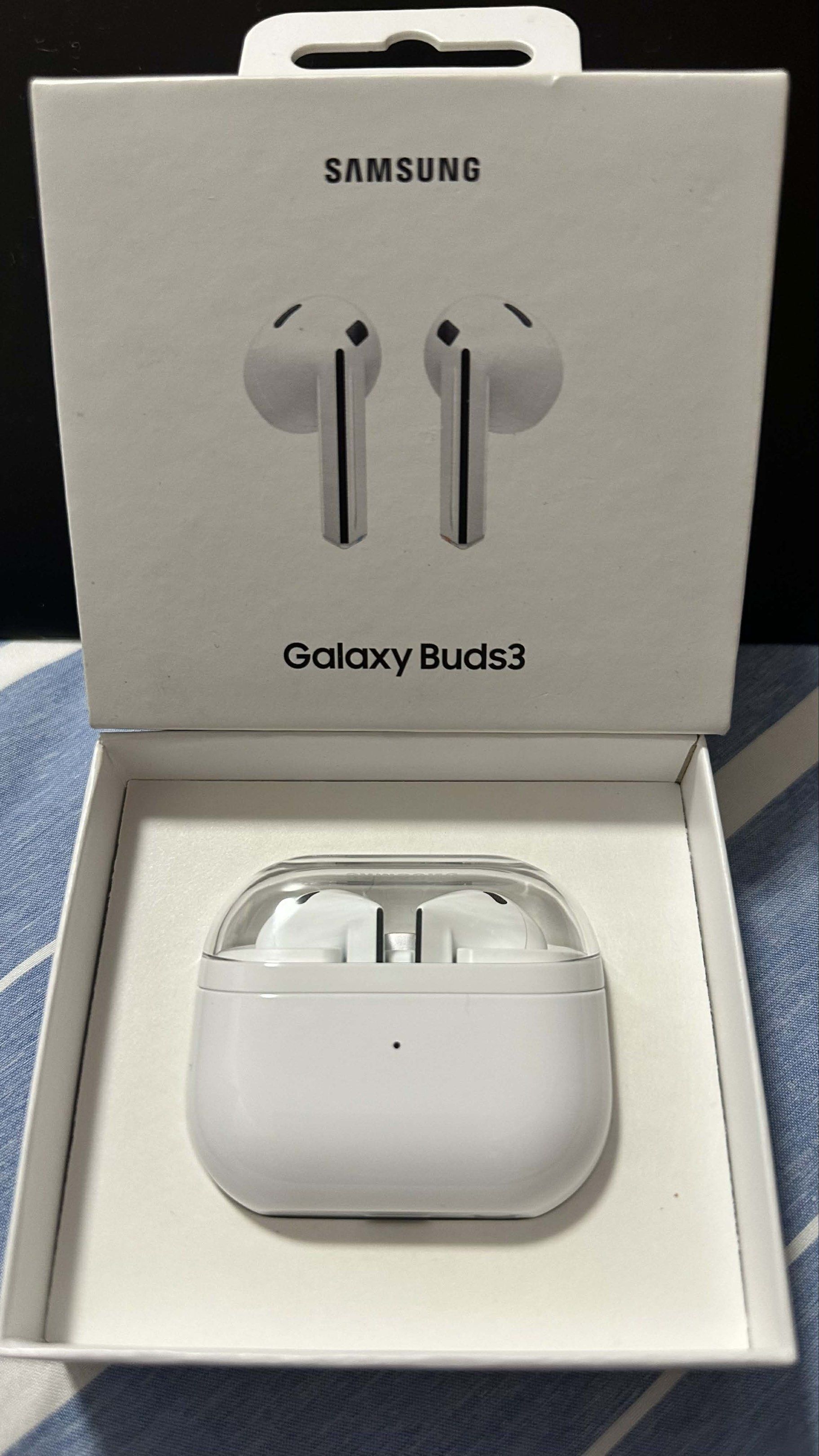 Samsung Galaxy Buds365561361631362111