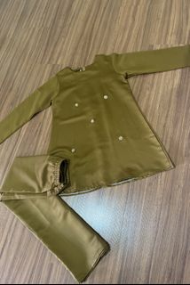 (Category: ) located in . Submitted by fa_preloved (Listing ID 1420749528, Image 1). Description: .