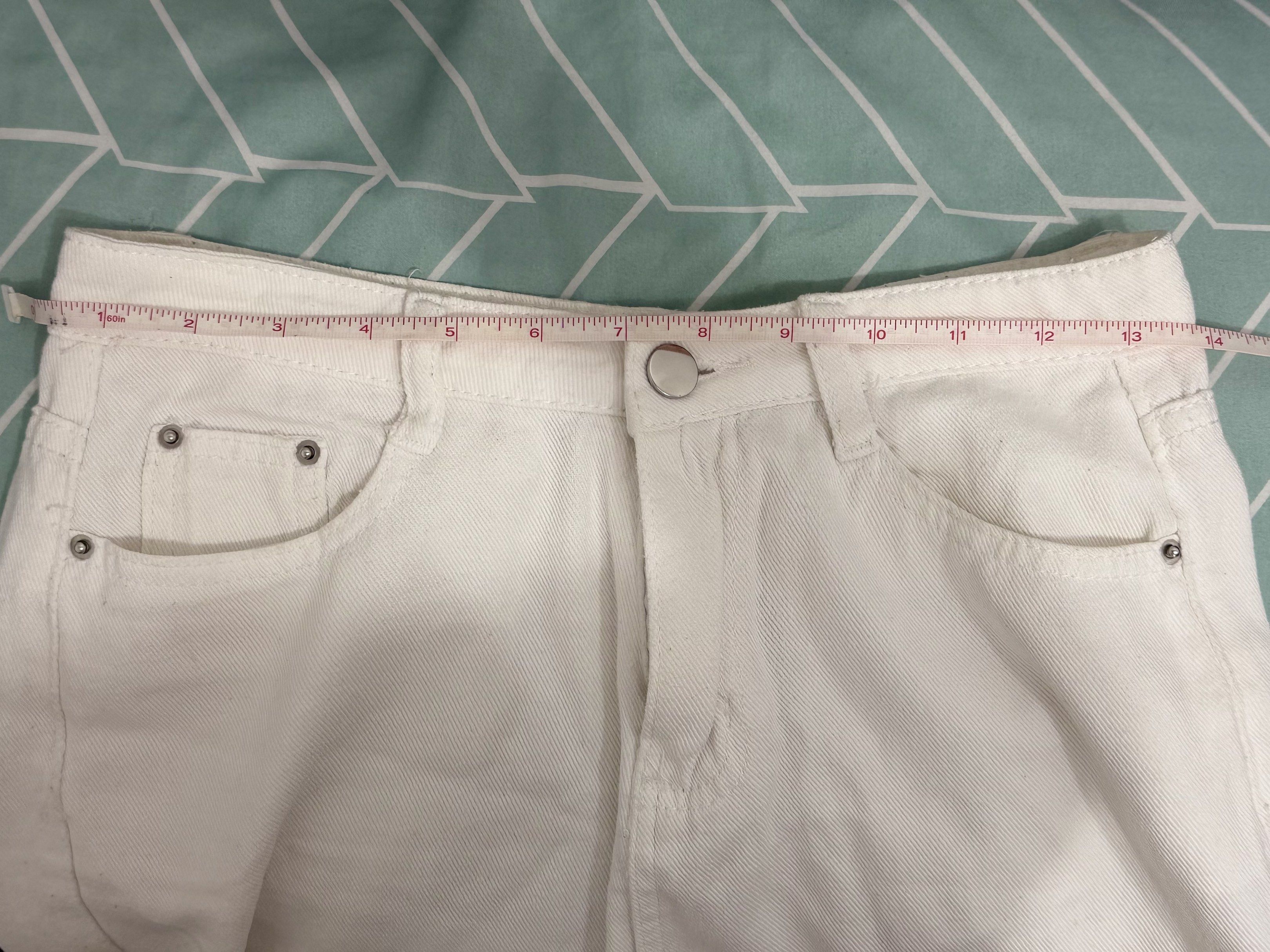 Soft White Jeans (Category: Jeans) located in Manila. Submitted by beachbaaaaabe (Listing ID 1420922961, Image 3). Description: - Soft White Jeans - Brand: Girl Almighty - Size: S - Condition: Good - Classic white denim - Versatile and easy to style - waist: 28inches - length: 35 inches.
