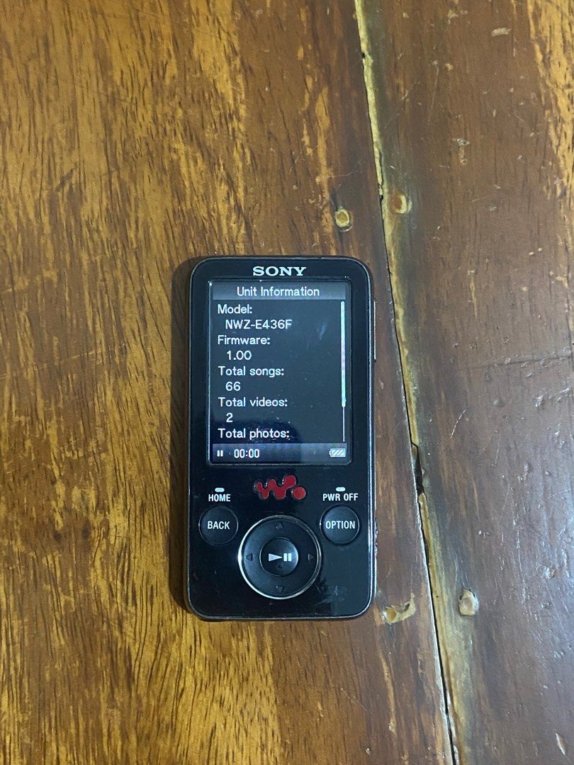 SONY WALKMAN NWZ-E436F 4GB (BLACK) (Category: Portable Music Players) located in Manila. Submitted by lezzhiedeals (Listing ID 1420819370, Image 3). Description: ‼️ 3,000 PHP ONLY WITH FREE SHIPPING ‼️ Buy your own will ‼️NO ISSUES. THE WALKMAN IS TESTED AND PERFECTLY WORKING‼️ WITH 66 SONGS INCLUDED Body Cosmetics: 7/10 (may unting scratches lang sa screen and dents sa body) Condition: - working lahat ng functions - makunat pa iyong battery - al