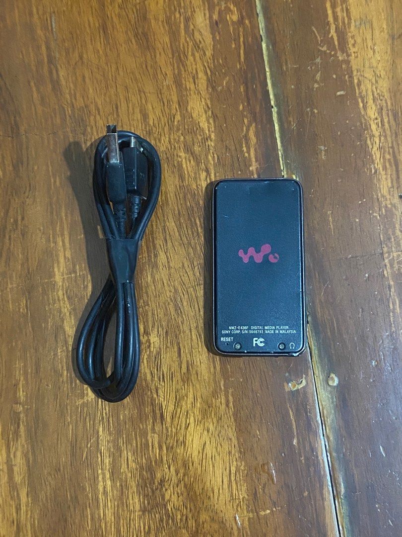 SONY WALKMAN NWZ-E436F 4GB (BLACK) (Category: Portable Music Players) located in Manila. Submitted by lezzhiedeals (Listing ID 1420819370, Image 2). Description: ‼️ 3,000 PHP ONLY WITH FREE SHIPPING ‼️ Buy your own will ‼️NO ISSUES. THE WALKMAN IS TESTED AND PERFECTLY WORKING‼️ WITH 66 SONGS INCLUDED Body Cosmetics: 7/10 (may unting scratches lang sa screen and dents sa body) Condition: - working lahat ng functions - makunat pa iyong battery - al