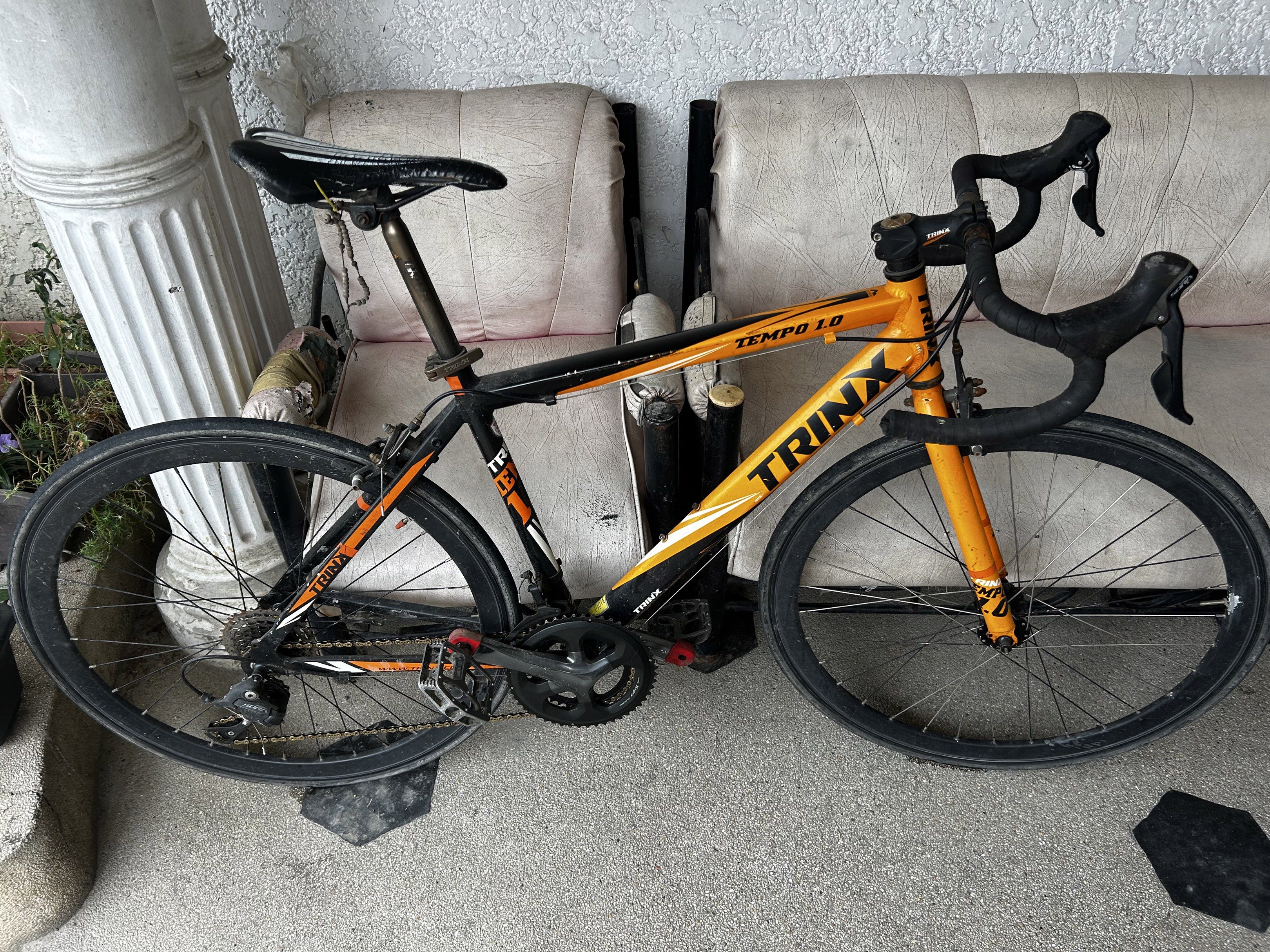 SORA GS TIAGRA CRANK (Category: Bicycles) located in Caloocan City. Submitted by luckygrey13 (Listing ID 1420792210, Image 1). Description: Baka ma tripan mo sora group set tiagra crank parang groupset lang binili mo, parang free wheelset naka 6pawls paps pro at batalya .
