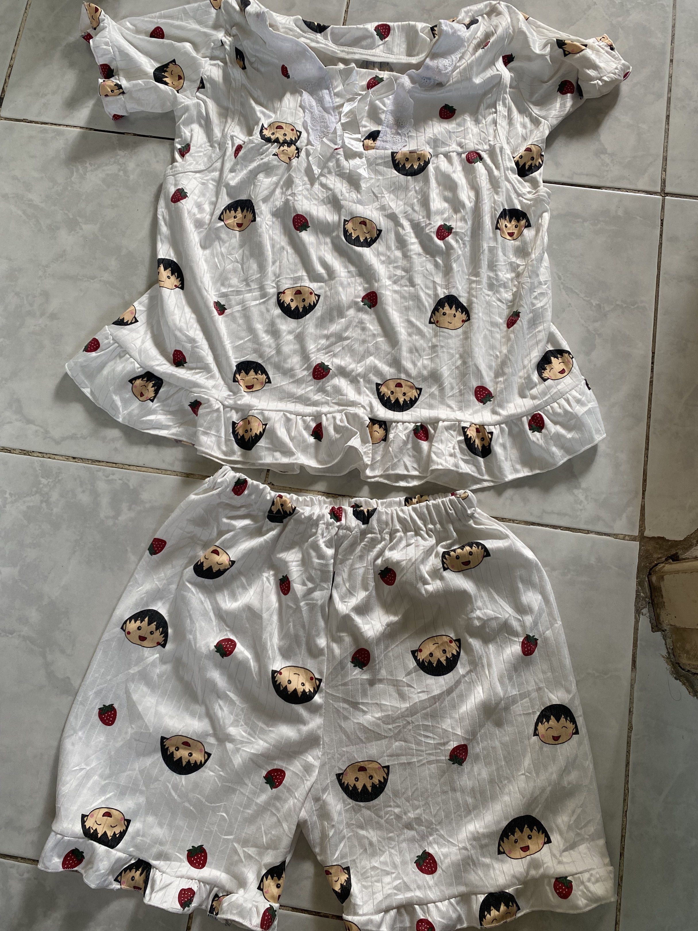 Terno Pantulog (Category: Undergarments & Loungewear) located in Sison. Submitted by swaksabudget (Listing ID 1418147040, Image 1). Description: Medium-large.