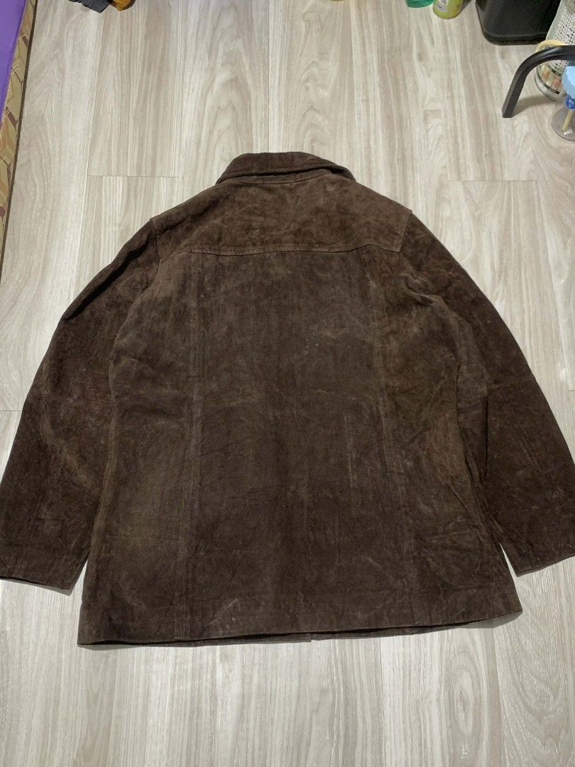 Vintage AMI Suede Leather Jacket (Category: Coats, Jackets and Outerwear) located in Naga. Submitted by unknwnstreetwear (Listing ID 1420911803, Image 2). Description: NO MAJOR FLAWS SIZE M ON TAG WIDTH 22 INCHES LENGHT 29 INCHES - AMI genuine leather jacket - Classic collared design - Button closure - Two front pockets - YBS zipper - 100% satin polyester lining - Size: Medium - Made in China.