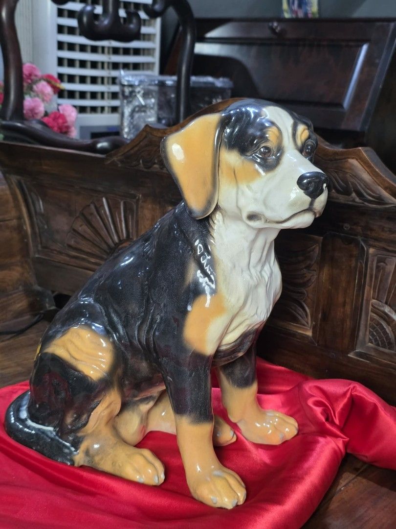 Vintage Ceramic Dog Figurine (Category: Vintage Collectibles) located in Malabon City. Submitted by justineevglst (Listing ID 1420888453, Image 3). Description: Vintage Ceramic Dog Figurine Statue 16in | Classic Home Decor Description: -Vintage large ceramic dog figurine. -Realistic hand-painted details with glossy finish. -Perfect for vintage home décor, dog lovers, café, or display styling. -Beautiful statement piece for living room, entryway, 