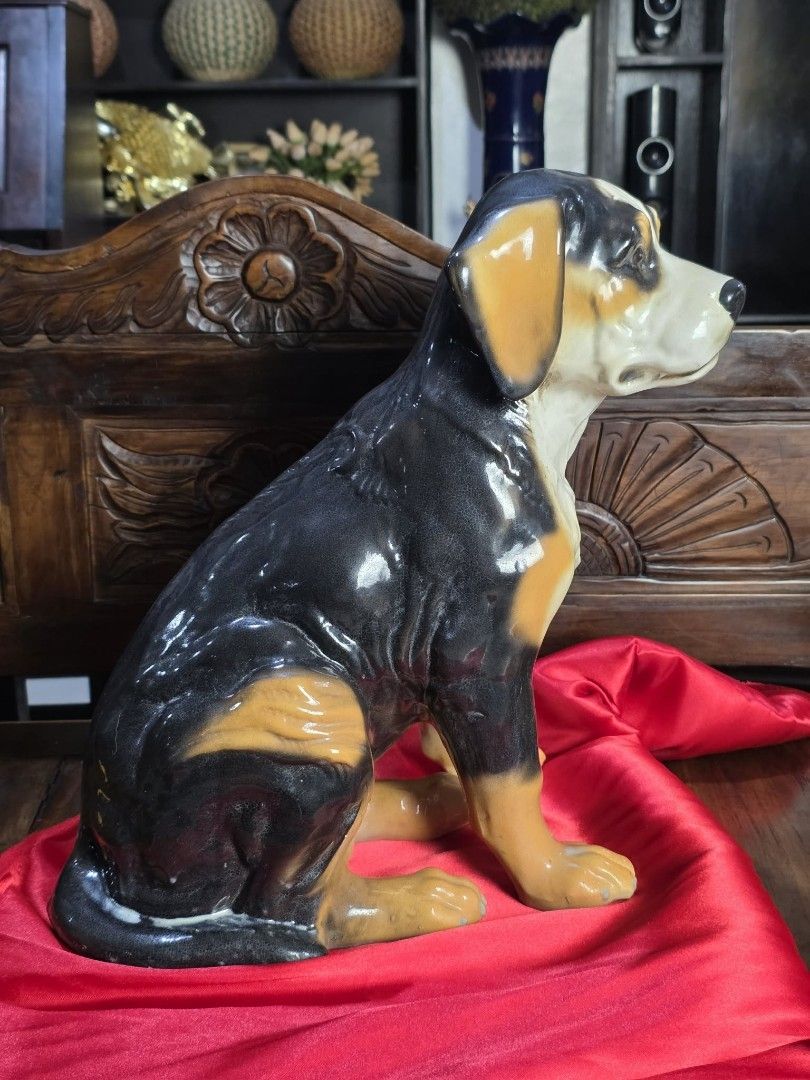 Vintage Ceramic Dog Figurine (Category: Vintage Collectibles) located in Malabon City. Submitted by justineevglst (Listing ID 1420888453, Image 2). Description: Vintage Ceramic Dog Figurine Statue 16in | Classic Home Decor Description: -Vintage large ceramic dog figurine. -Realistic hand-painted details with glossy finish. -Perfect for vintage home décor, dog lovers, café, or display styling. -Beautiful statement piece for living room, entryway, 