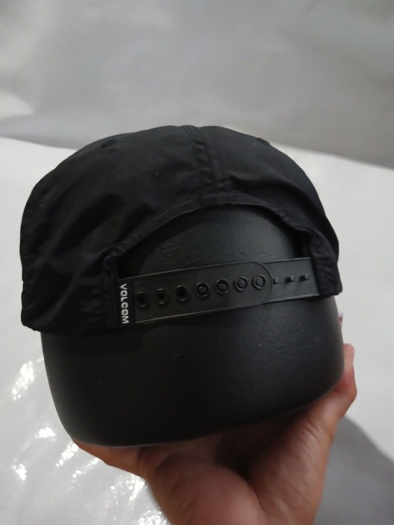 Volcom Hawaii Cap (Category: Caps & Hats) located in Leyte. Submitted by said0911 (Listing ID 1420784910, Image 3). Description: Volcom Hawaii cap EXCELLENT CONDITION ✅ DM📩 .