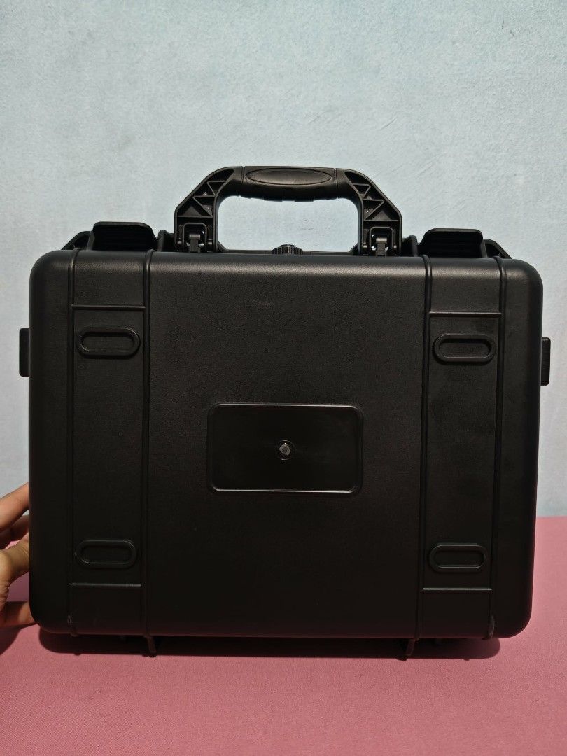 Watch Organizer Storage Heavy Duty 15 slots (Category: Accessory Holder, Box & Organizers) located in Malabon City. Submitted by daywalker14 (Listing ID 1420780893, Image 3). Description: Forsale Only Watch Storage Organizer 15 slots Heavy Duty and Waterproof for only P 1,800 Condition *Brandnew and unused Location Malabon City.