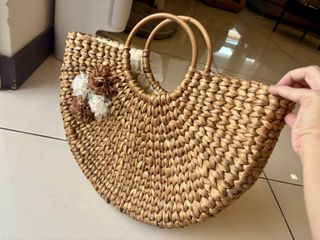 (Category: ) located in . Submitted by lippz (Listing ID 1420779901, Image 1). Description: .