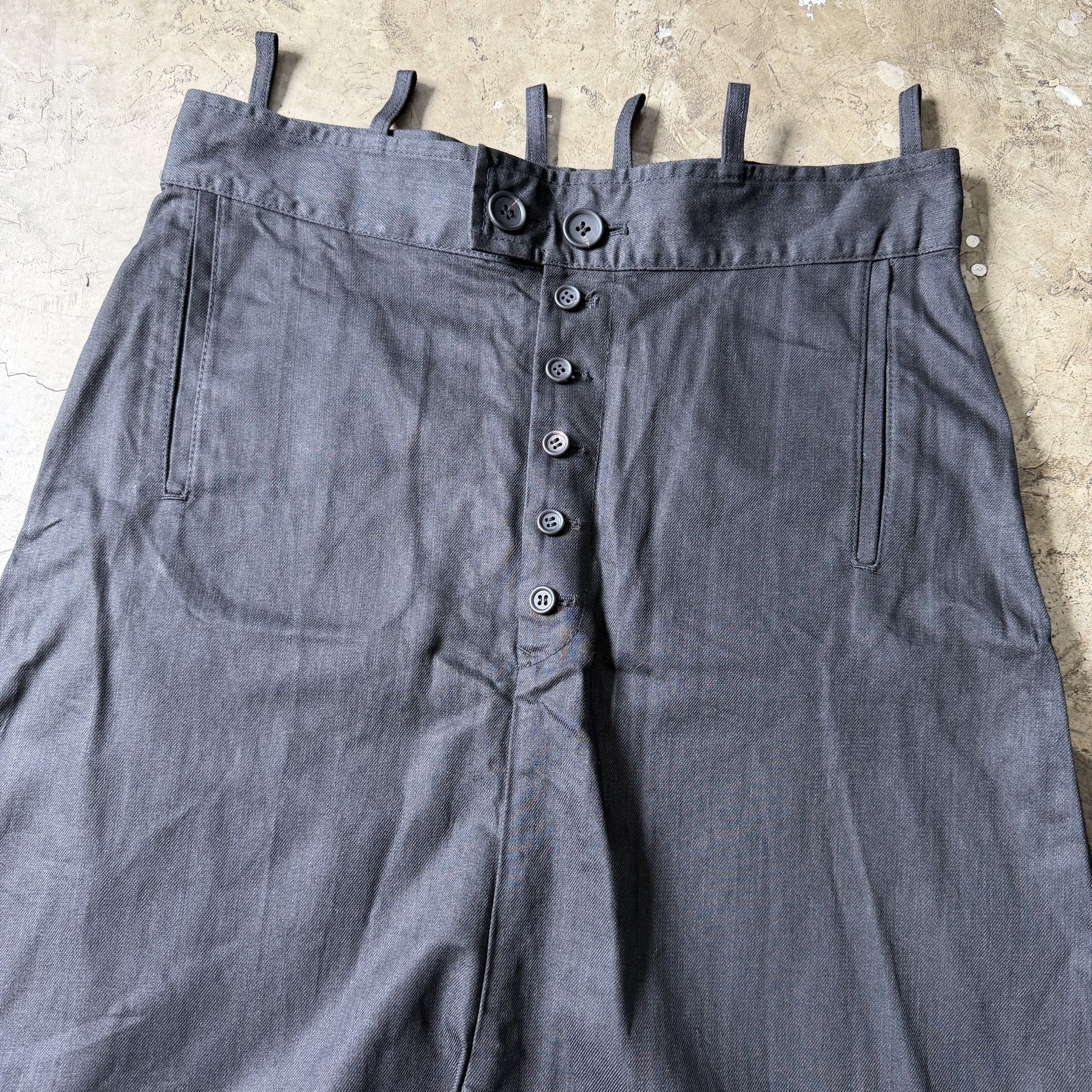 Yohji Yamamoto - Y’s Light Denim Hakkama Pants (Category: Trousers) located in Cavite. Submitted by 4118.ph (Listing ID 1420864432, Image 3). Description: Size 1 on tag fits 34-35 Excellent condition Waist 17.5” Length 28.7” Front rise 26” Leg opening 18”.