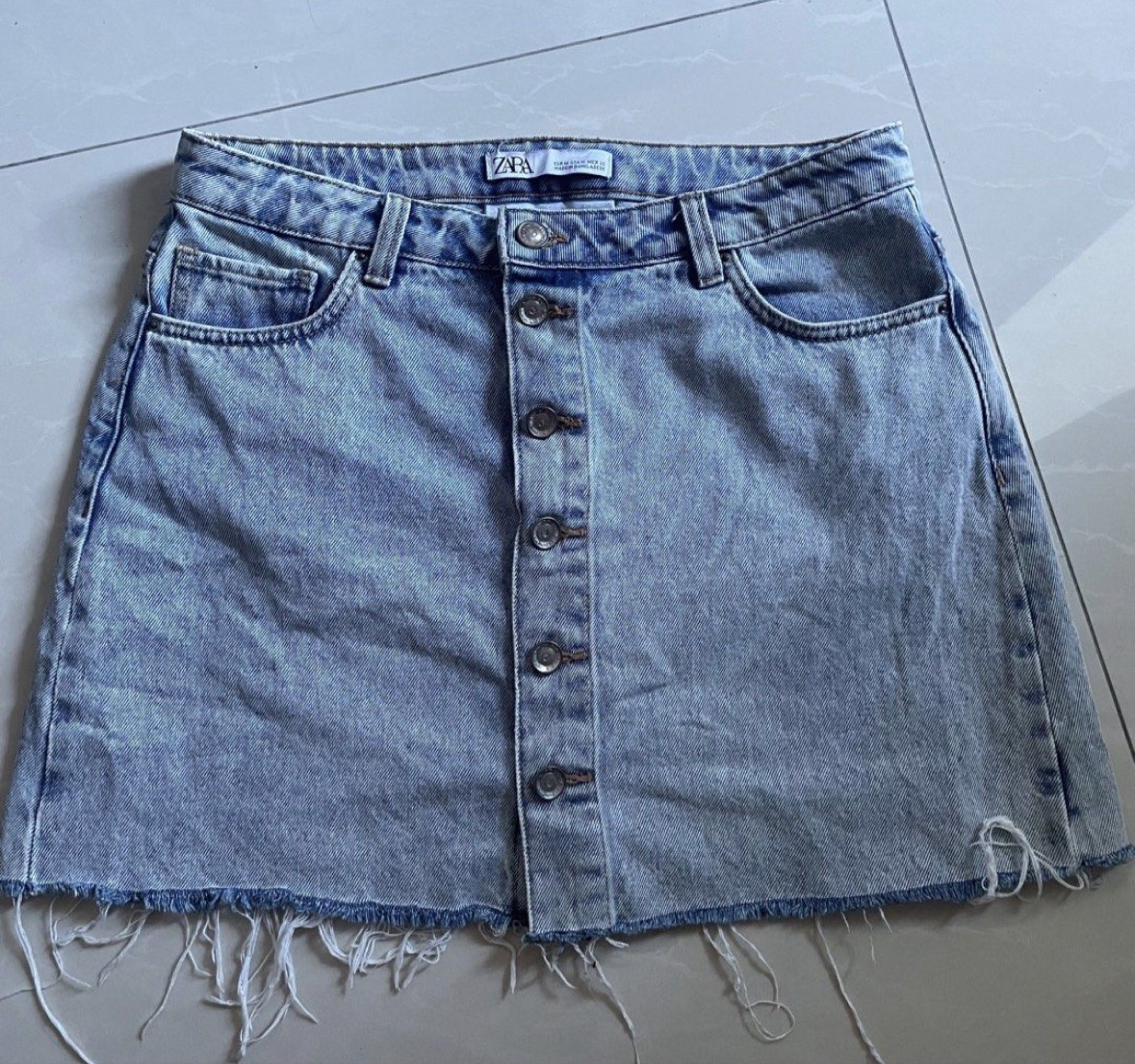 zara denim halter and skirt set (Category: Sets or Coordinates) located in Cebu City. Submitted by letsdeeeeclutter (Listing ID 1420764143, Image 3). Description: - sold as set - top no brand, fits small frame only - skirt from zara, size M .