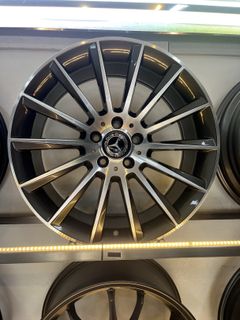 (Category: ) located in . Submitted by thiotyres (Listing ID 1420986585, Image 1). Description: .