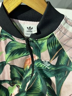 (Category: ) located in . Submitted by brandbundlemalaysia (Listing ID 1421074789, Image 1). Description: .