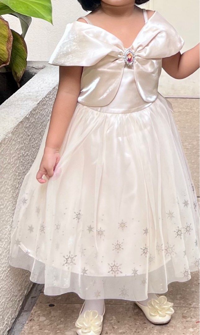 Anna Frozen Dress (Category: Babies & Kids Fashion) located in Iloilo. Submitted by declutterbykid (Listing ID 1421079201, Image 3). Description: Bought at Sm Department store Used only once .