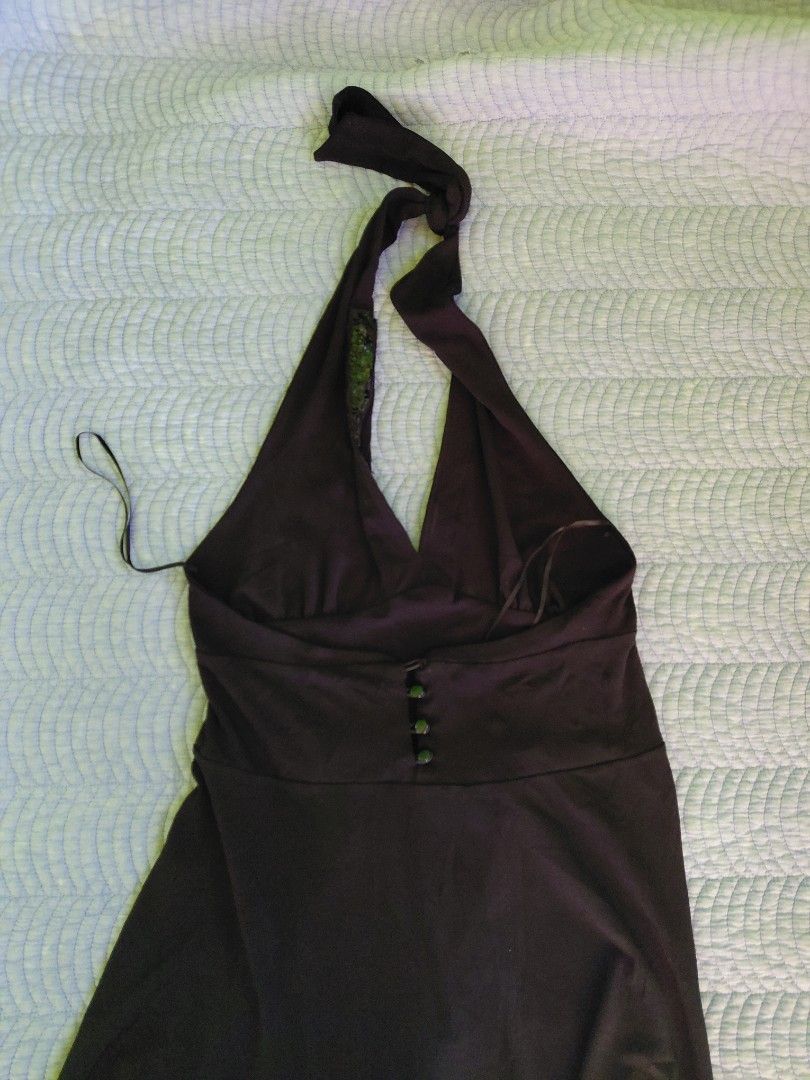 Black halter assymetrical mini dress (Category: Dresses) located in Koronadal. Submitted by shetries (Listing ID 1421072188, Image 2). Description: Small to medium top/short dress (upper thighs length) no flaws.