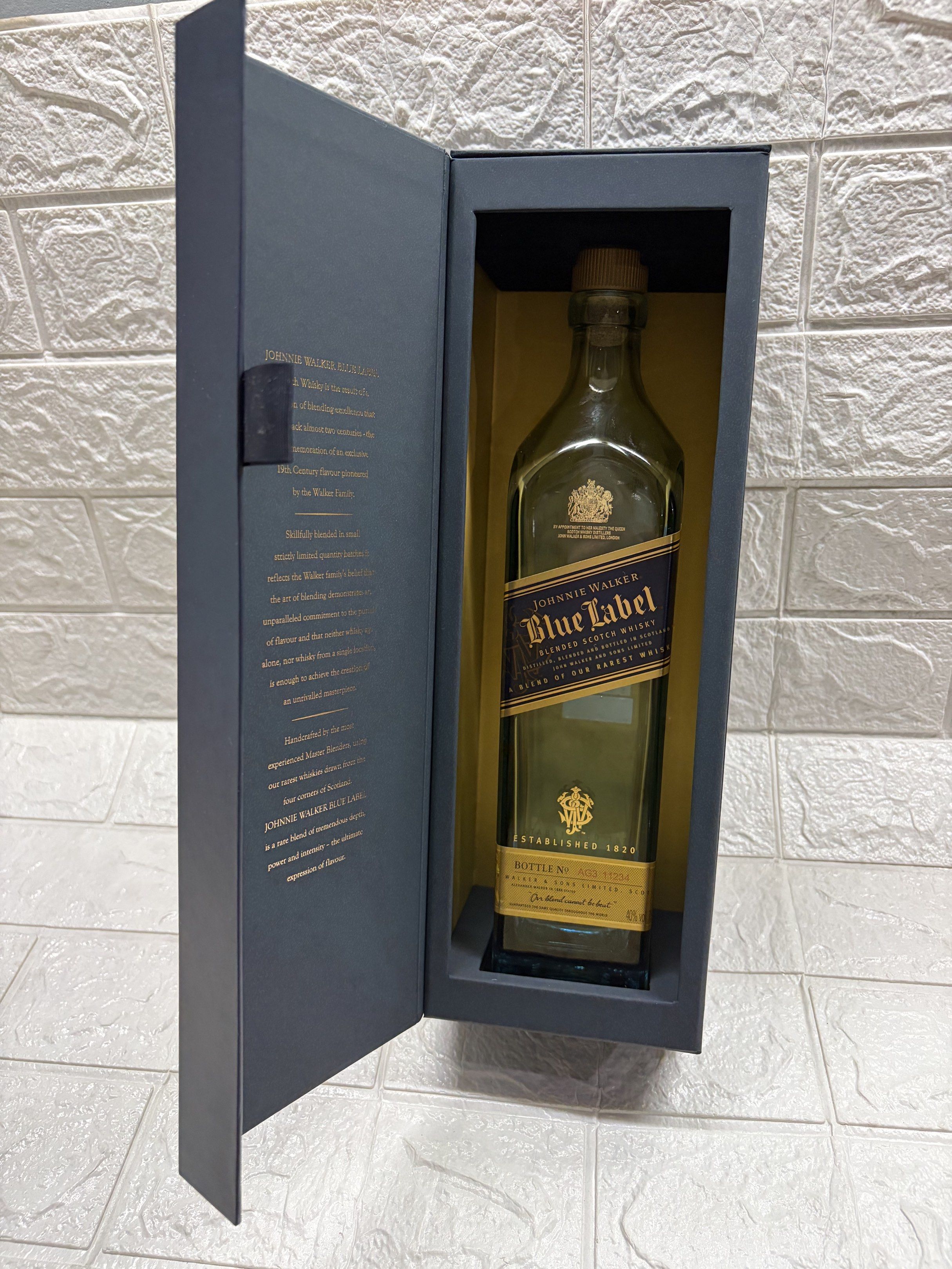 Blue Label Empty Bottle (Category: Beverages) located in Manila. Submitted by thekidshop (Listing ID 1421058436, Image 1). Description: .