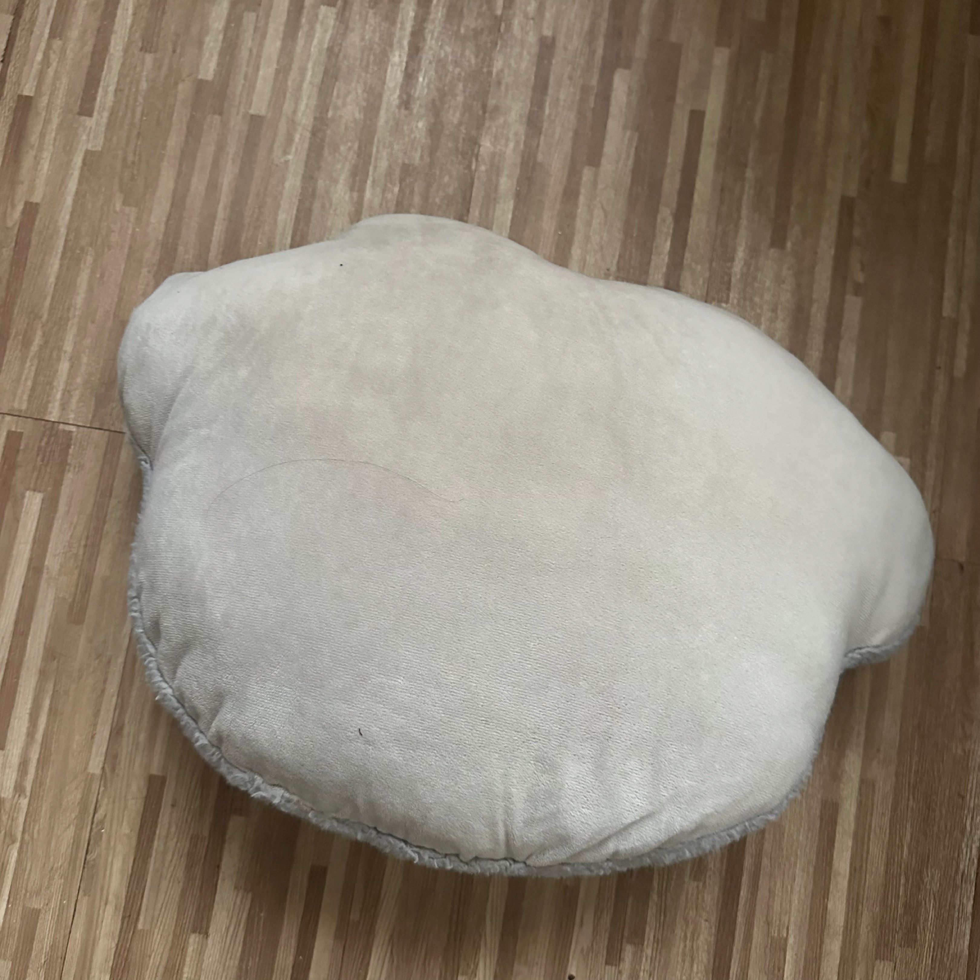 Cat Paw Pillow (Category: Bedding & Towels) located in Marilao. Submitted by extra_stuff (Listing ID 1420993051, Image 2). Description: - Adorable cat paw pillow - Soft, plush gray and white material - Detailed paw pad design - Great for room decor or cuddling.