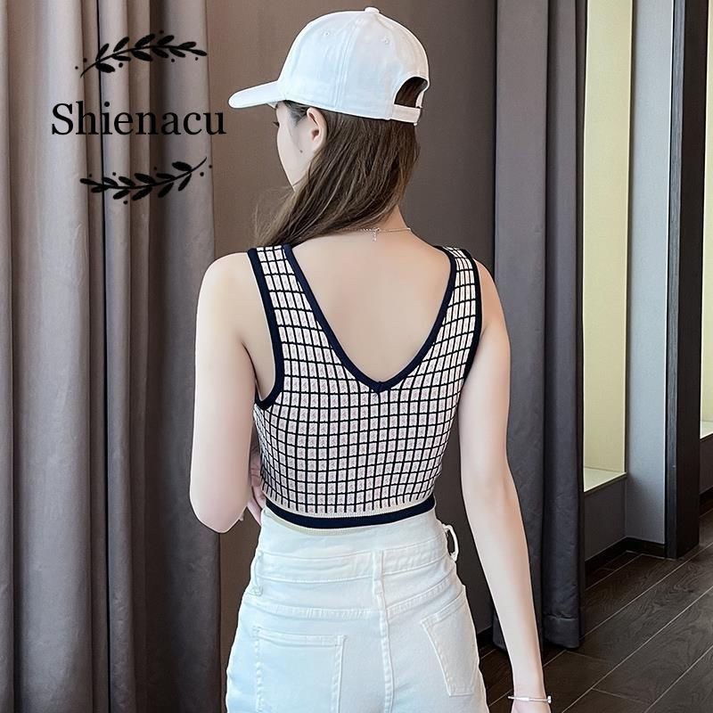 Checkered V-Neck Crop Top (Category: Others Tops) located in Manila. Submitted by _yang2x (Listing ID 1421008174, Image 2). Description: - Checkered crop top - V-neck design - Sleeveless - Cropped length very flattering! never worn bc medyo maluwag sa bust area ko 🥲 .