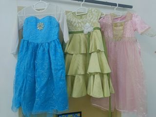 (Category: ) located in . Submitted by clearwardrobefreegift (Listing ID 1421011060, Image 1). Description: .