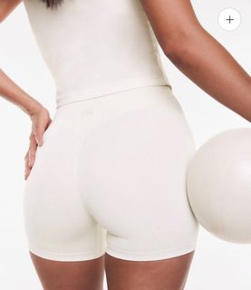 (Category: ) located in . Submitted by cutietae (Listing ID 1421081732, Image 1). Description: .
