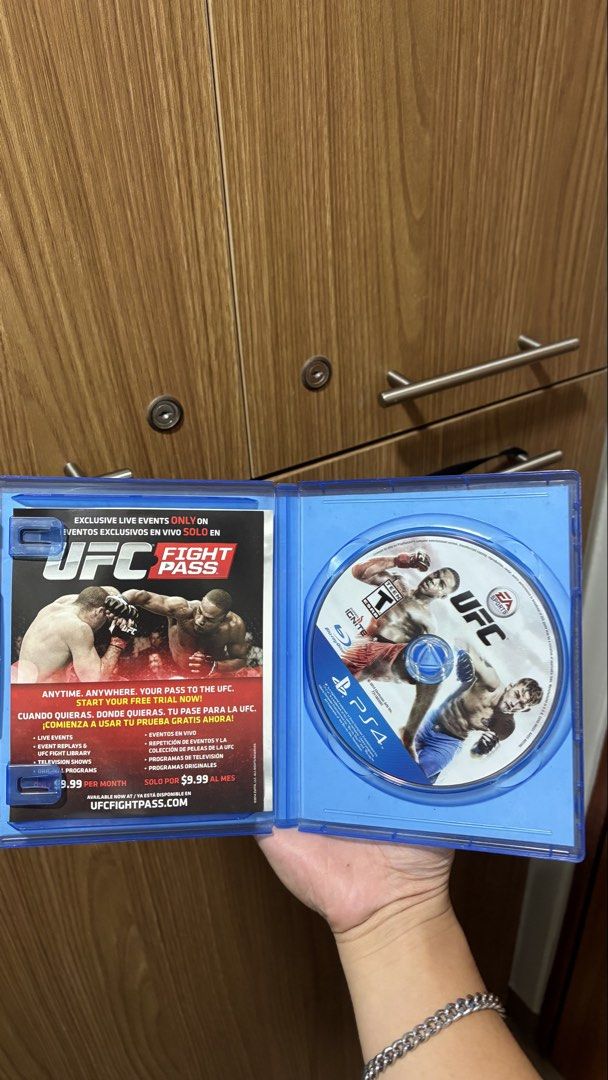 Decluttering Sale 🚨 UFC - PS4 (Category: PlayStation) located in Manila. Submitted by jarrd.xx (Listing ID 1421058415, Image 3). Description: Price is still negotiable.