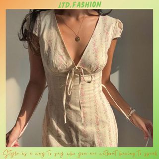 (Category: ) located in . Submitted by clearmywardrobeeeee (Listing ID 1421083718, Image 1). Description: .